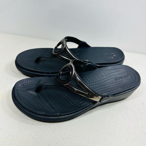 Crocs Retired -Sanrah Beveled Circle Slide Sandal Women's Size 7 Black - Picture 4 of 7